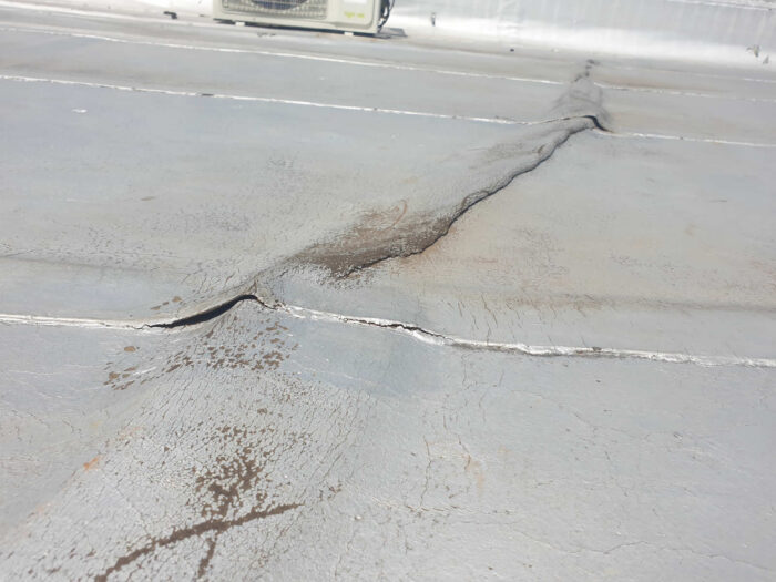 4.Problems with delaminated TorchOn Waterproofing SEESA Pretoria